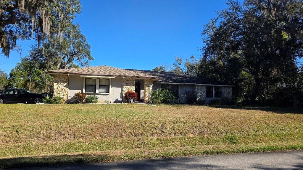 Photo of 70 Furness Place, Palm Coast, FL 32137 (MLS # FC315474)