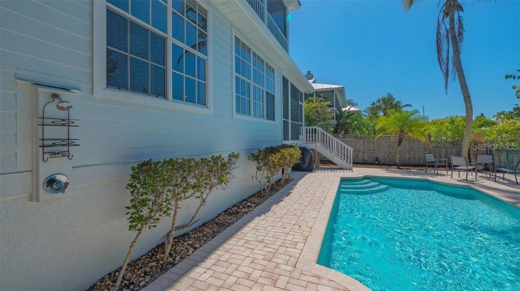 SIESTA BEACH - Residential