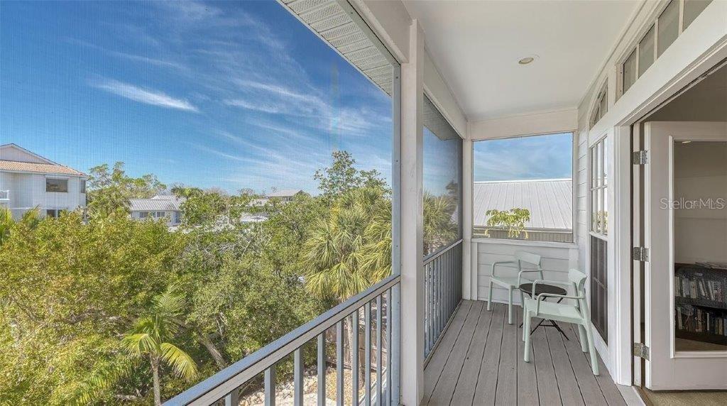 SIESTA BEACH - Residential