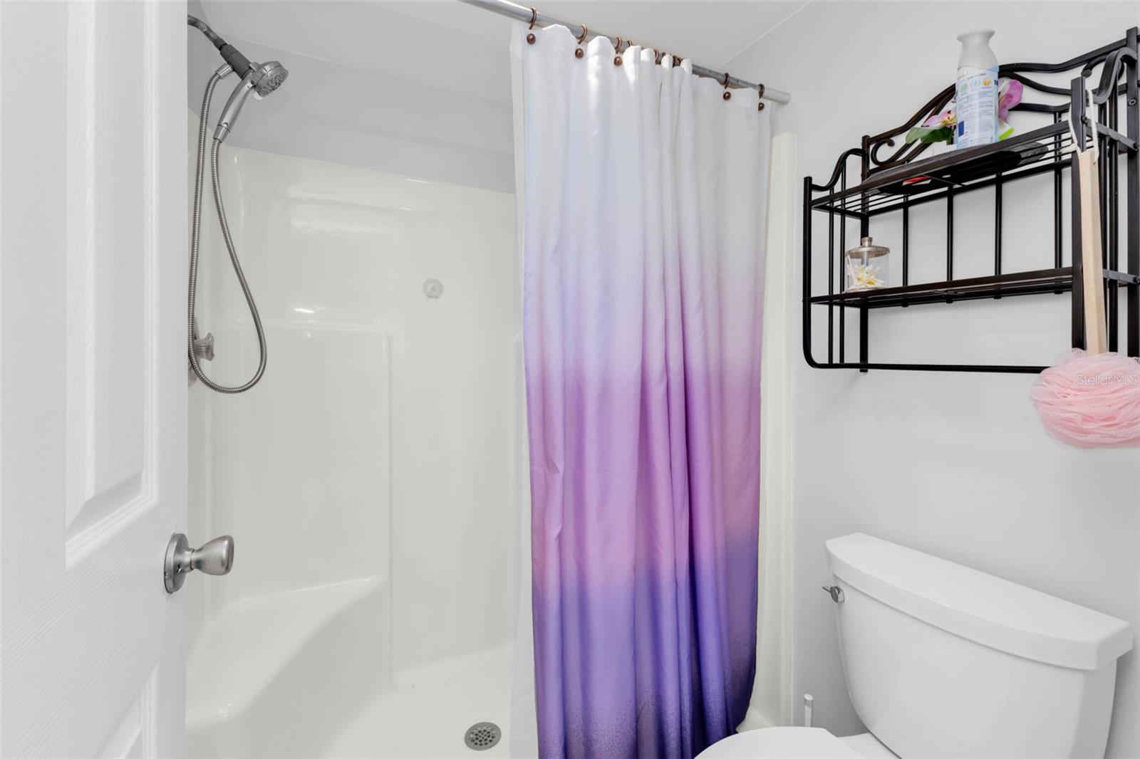 LAKES EDGE PH 04 - Residential