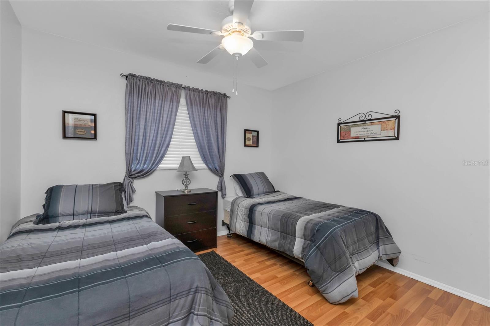 LAKES EDGE PH 04 - Residential