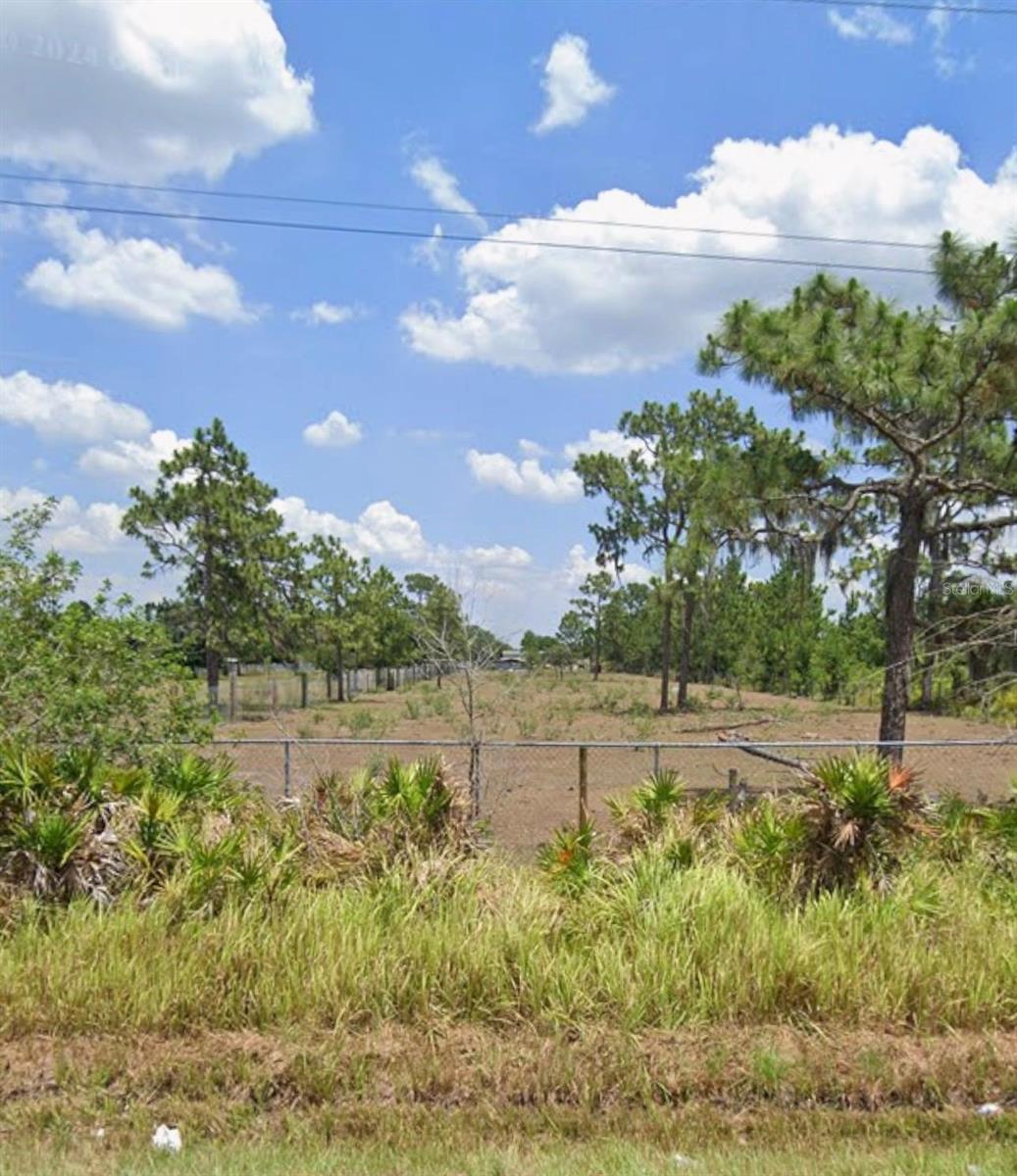 OAKRIDGE ESTATES - Land