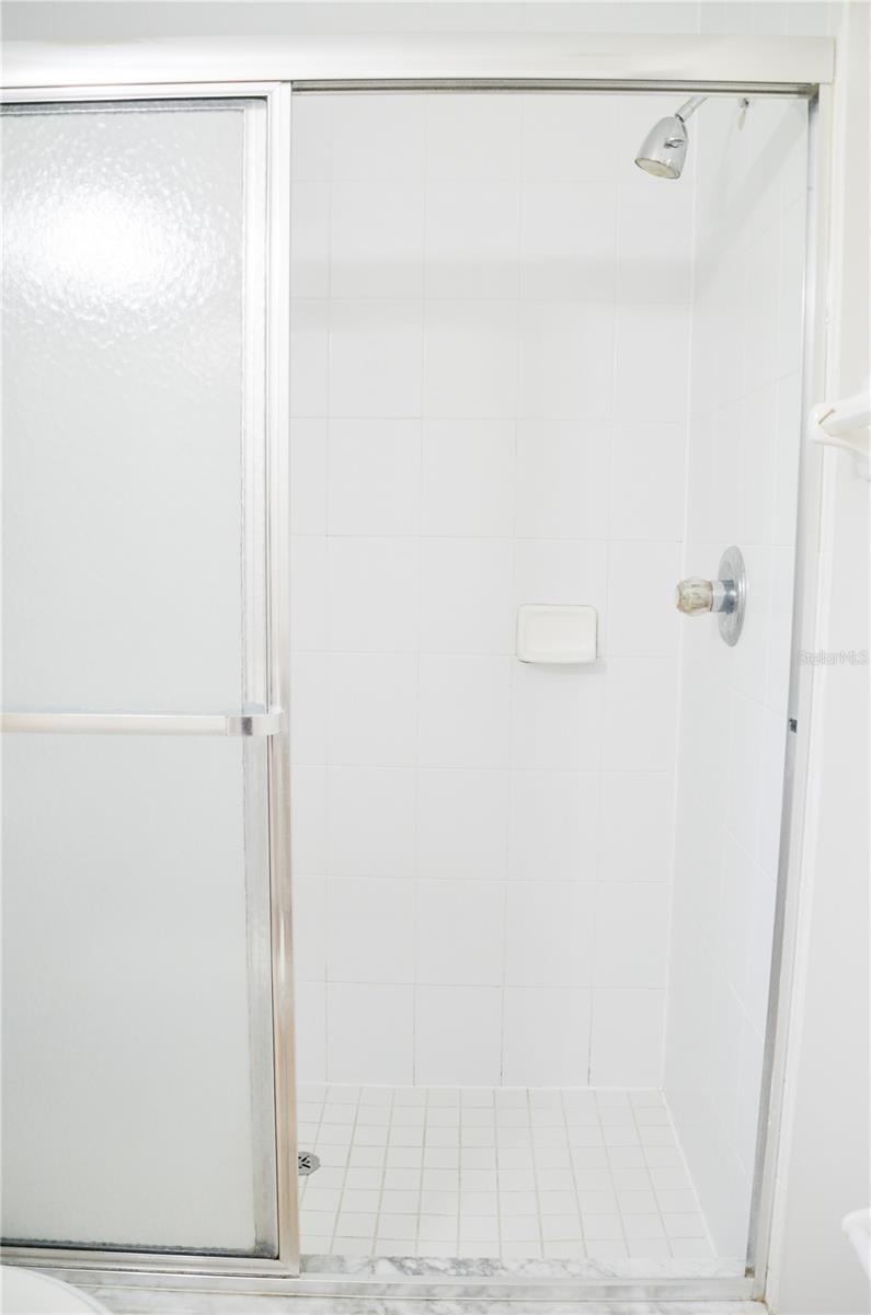 PINE GROVE - Residential Lease