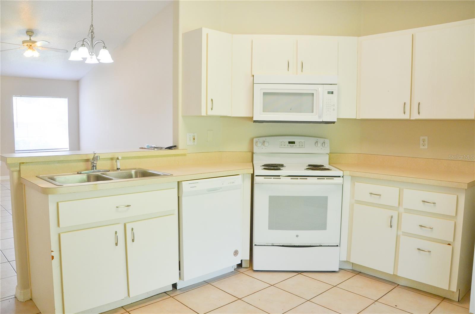 PINE GROVE - Residential Lease