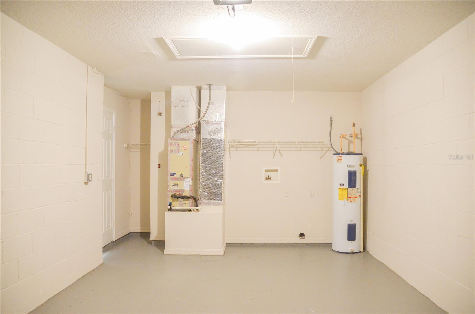 PINE GROVE - Residential Lease