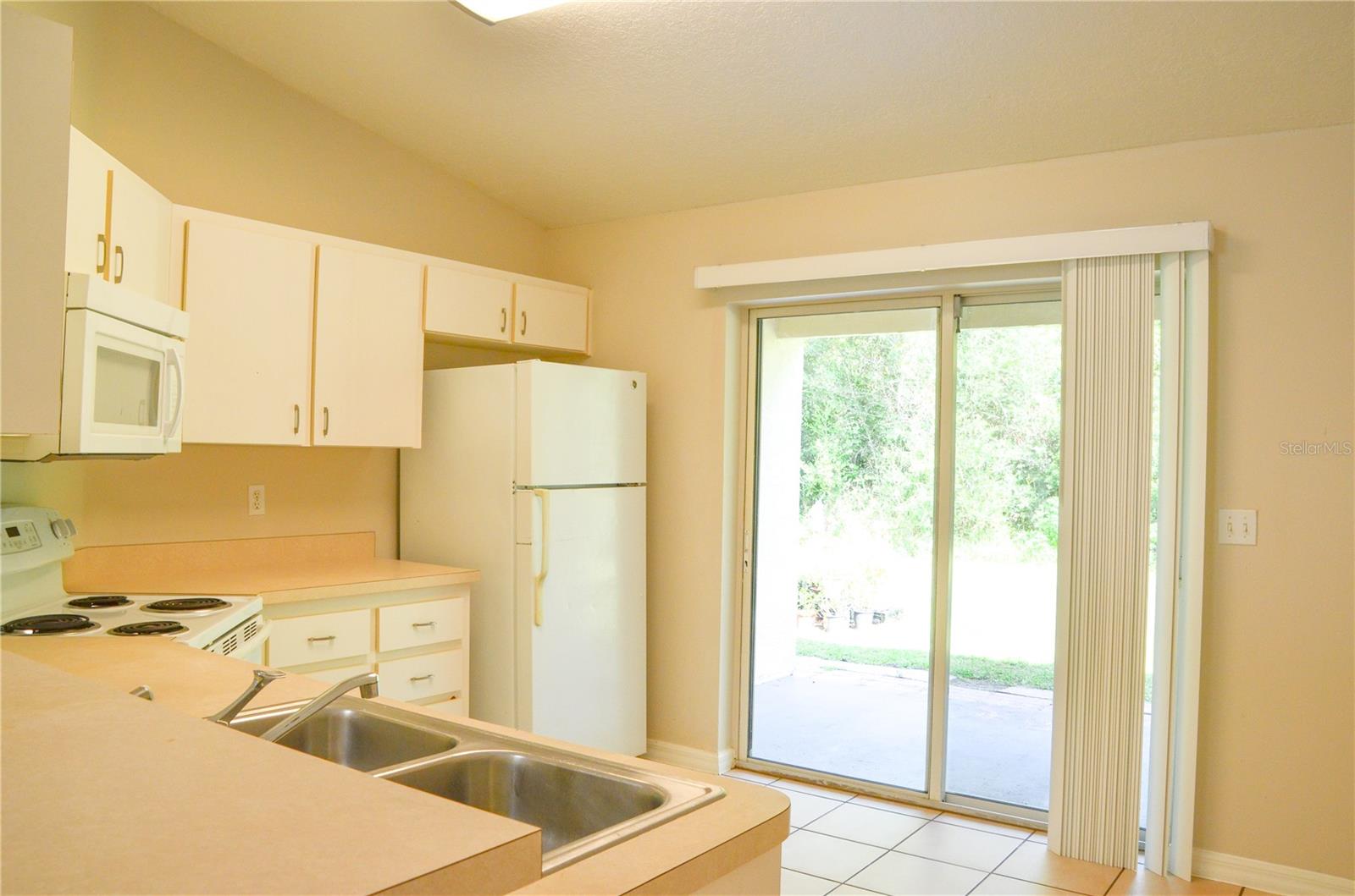 PINE GROVE - Residential Lease