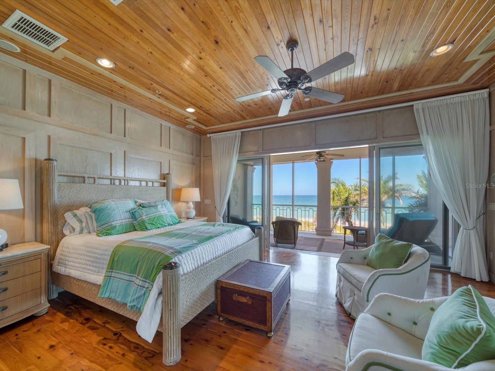 LA CABANA CONDO - Residential