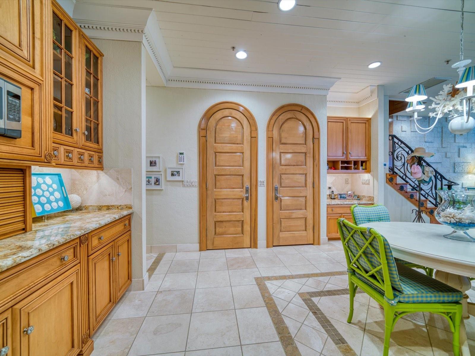 LA CABANA CONDO - Residential