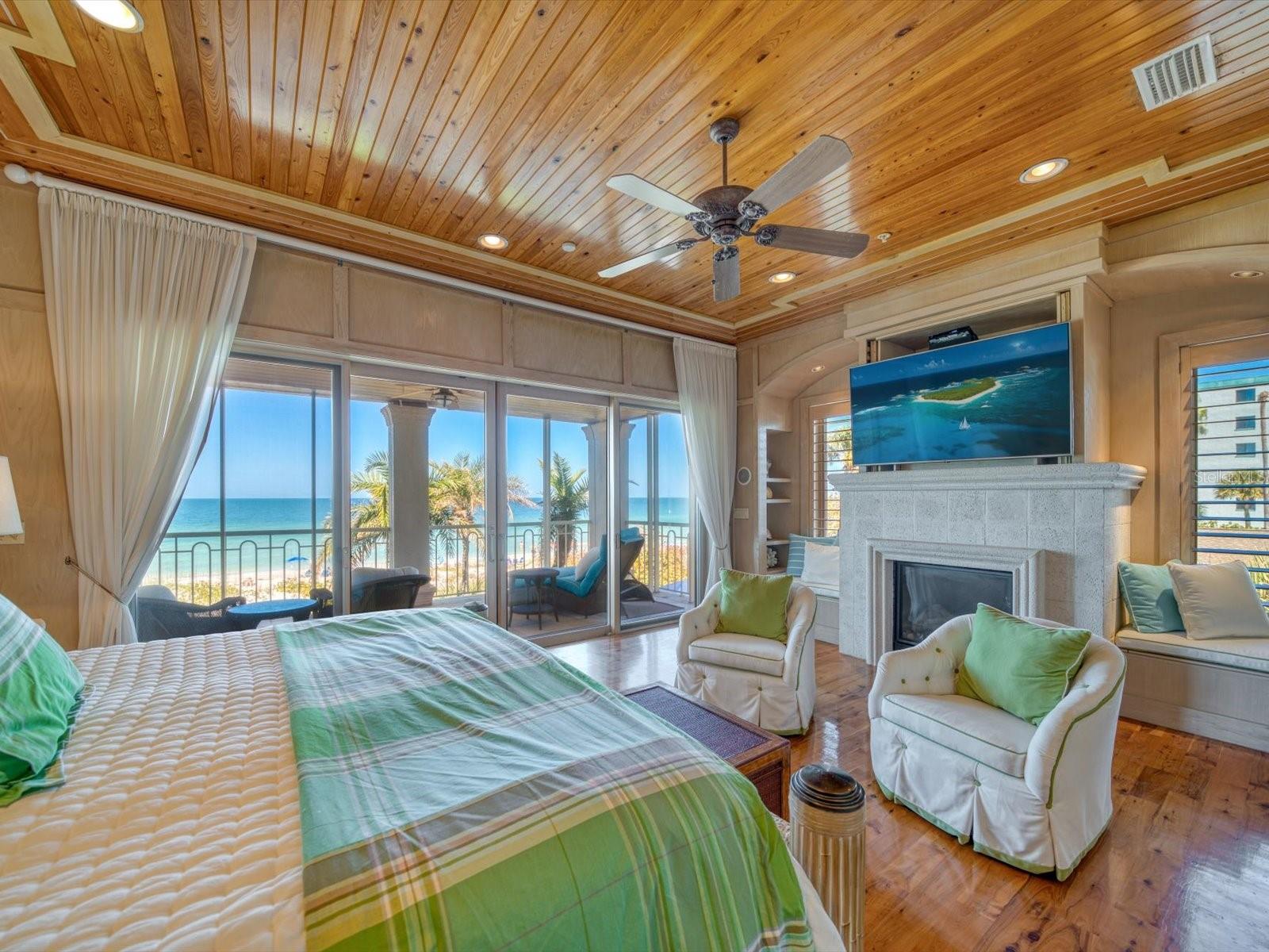 LA CABANA CONDO - Residential