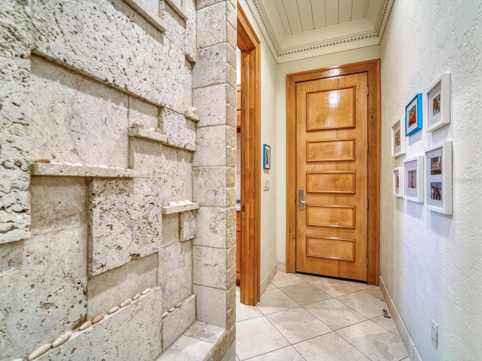 LA CABANA CONDO - Residential