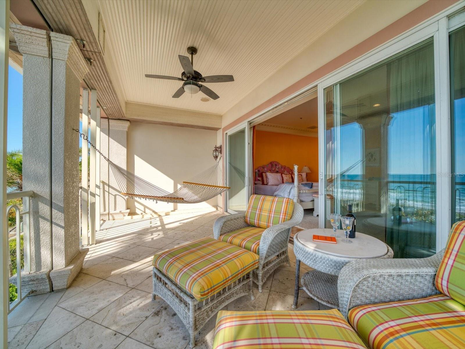 LA CABANA CONDO - Residential