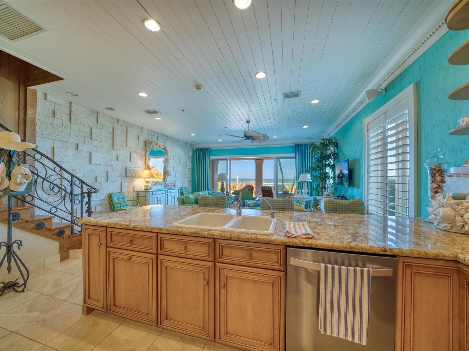 LA CABANA CONDO - Residential