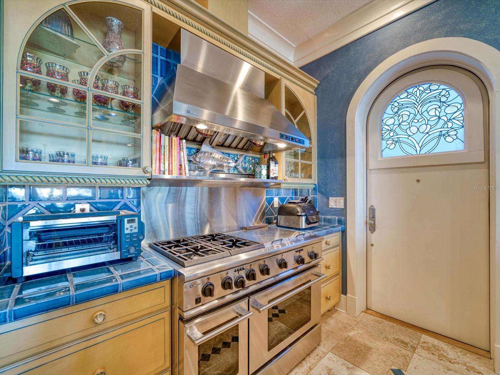 LA CABANA CONDO - Residential