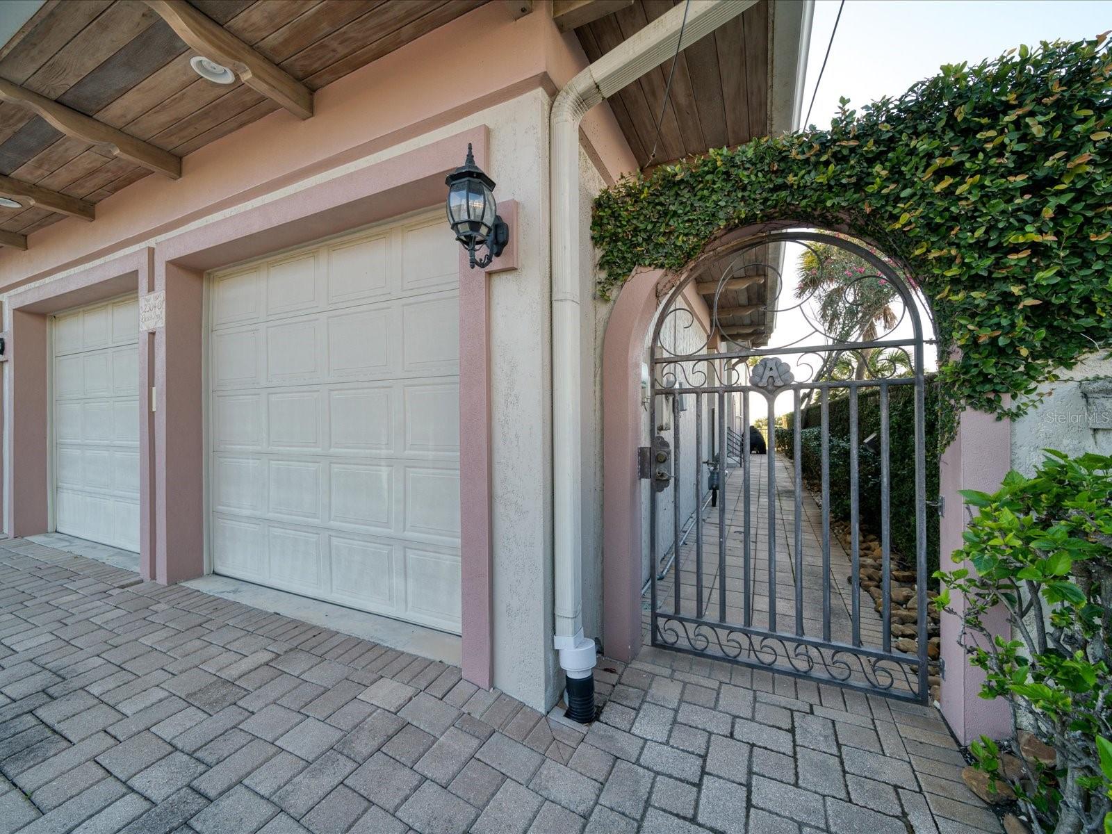 LA CABANA CONDO - Residential