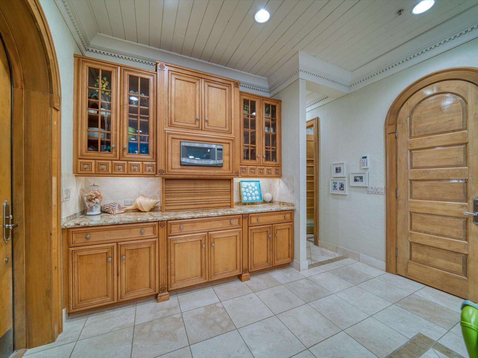 LA CABANA CONDO - Residential