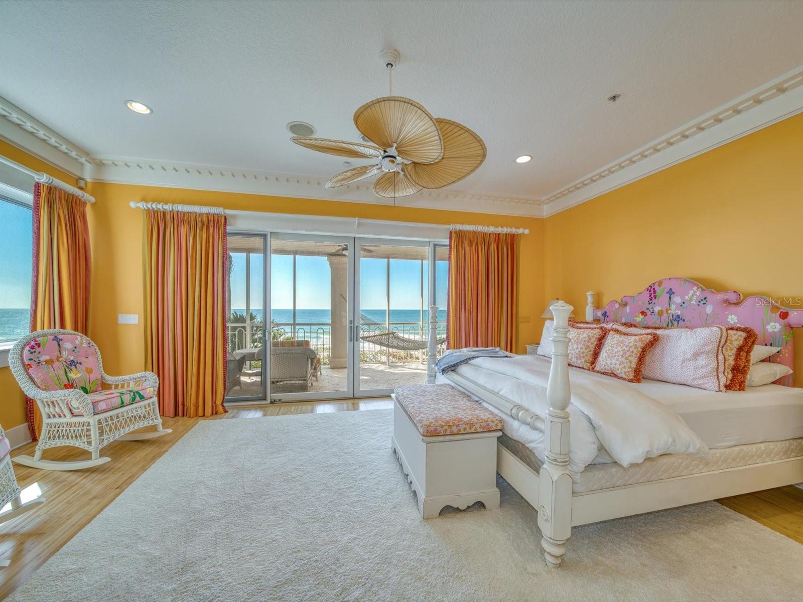 LA CABANA CONDO - Residential