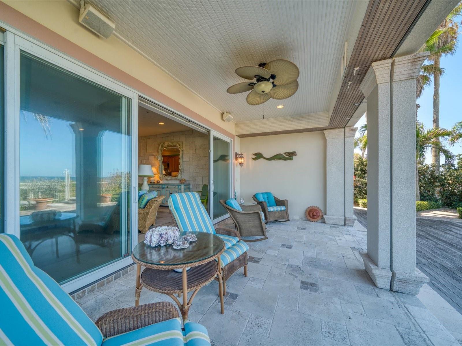 LA CABANA CONDO - Residential