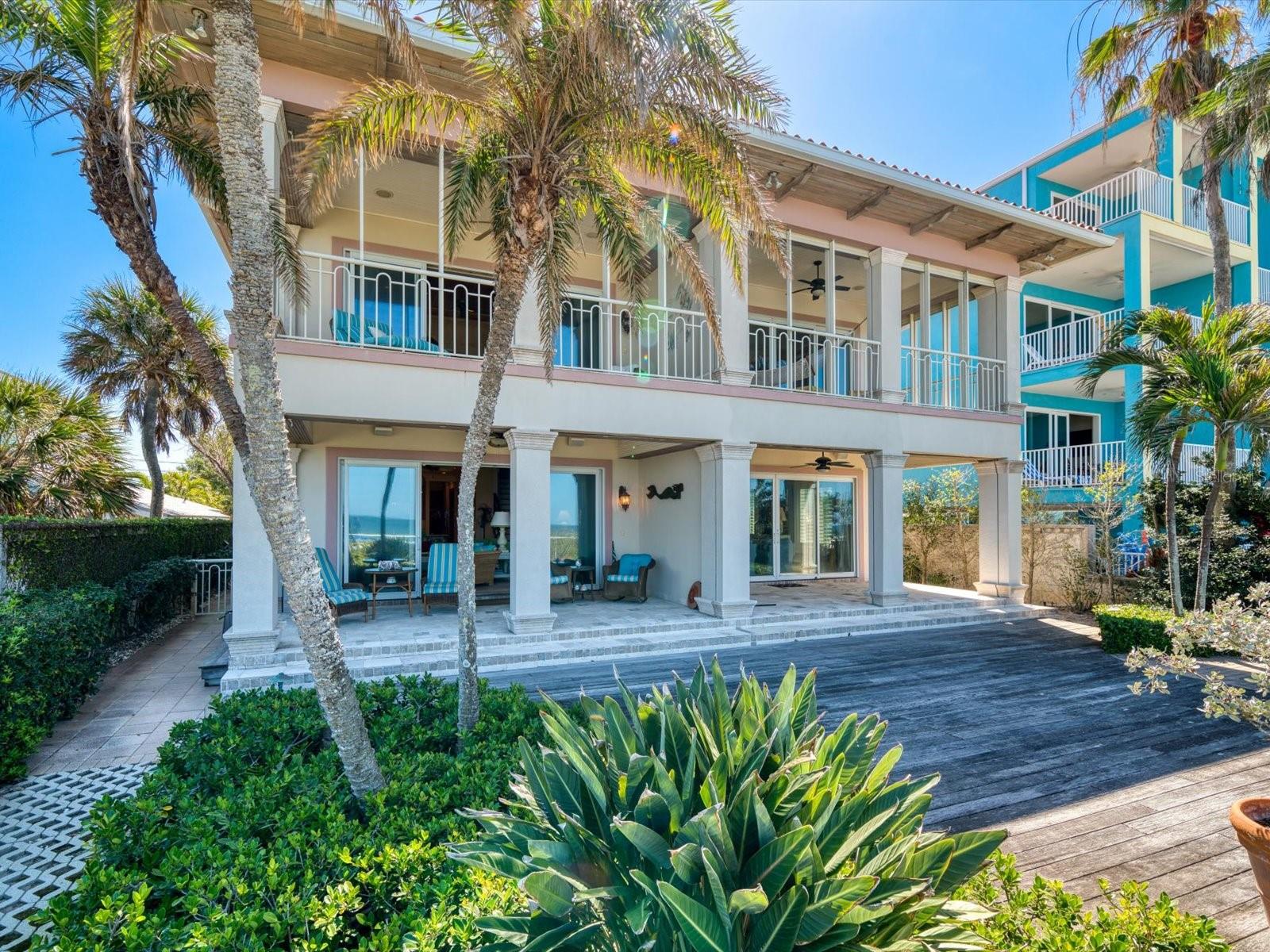 LA CABANA CONDO - Residential