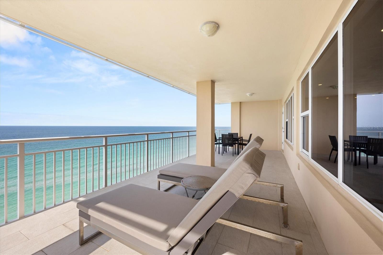LONGBOAT KEY TOWERS - Residential