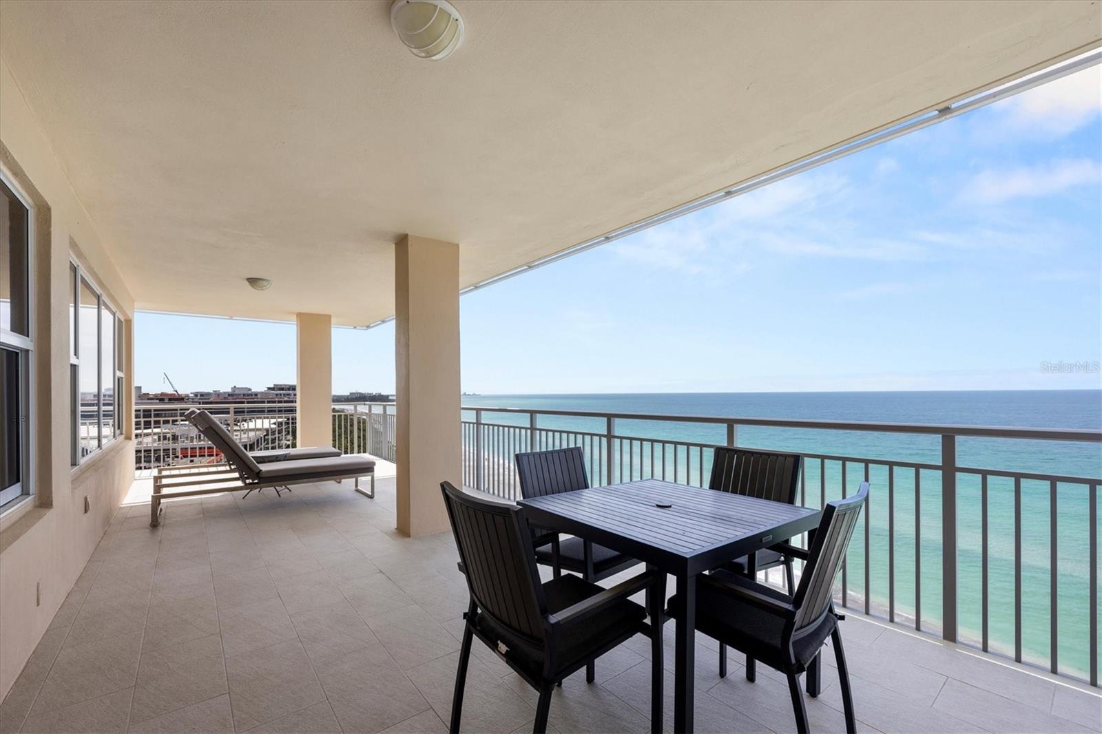 LONGBOAT KEY TOWERS - Residential