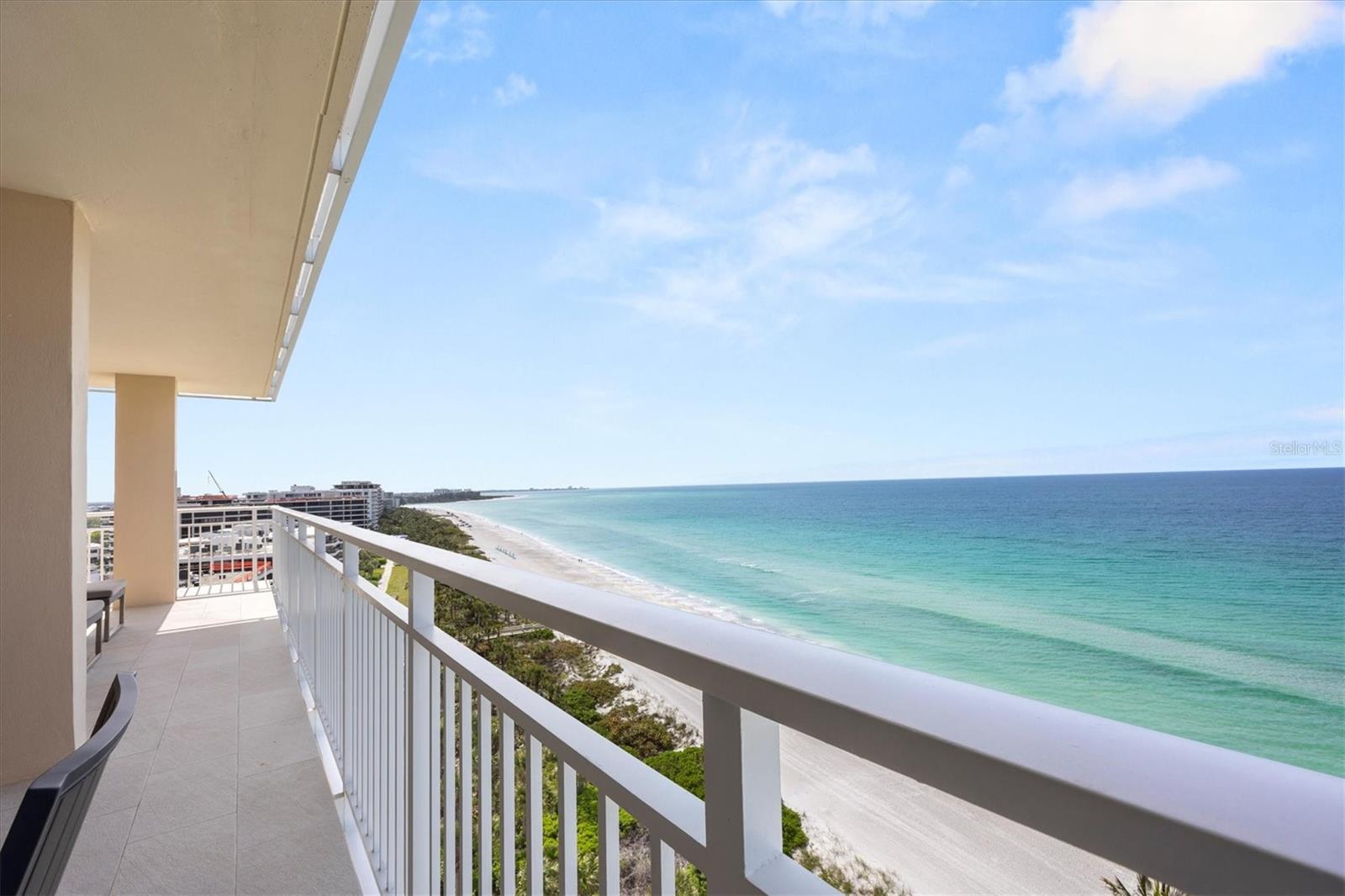 LONGBOAT KEY TOWERS - Residential