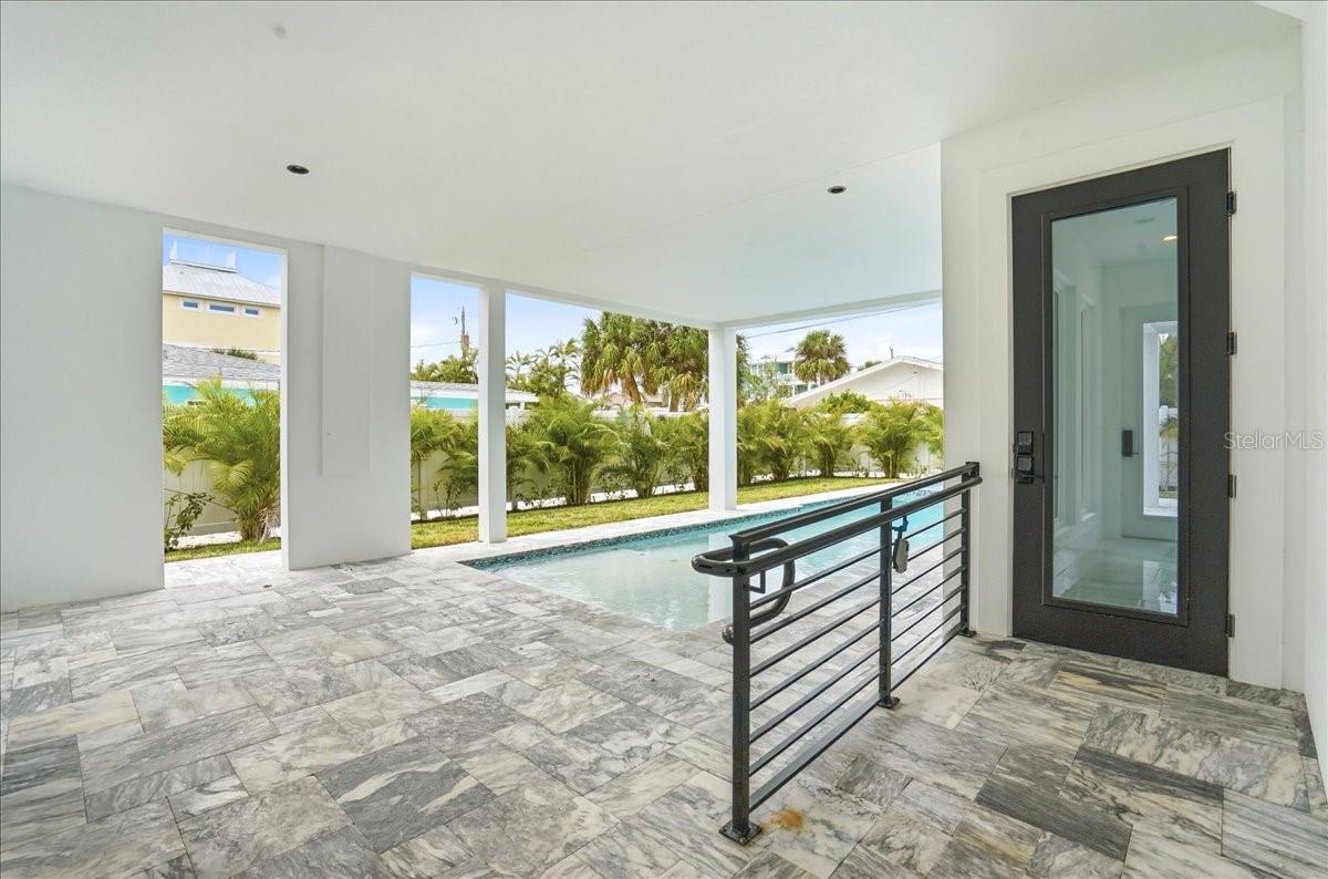 ENGLEWOOD SHORES - Residential