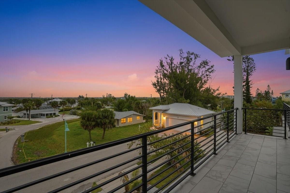 ENGLEWOOD SHORES - Residential