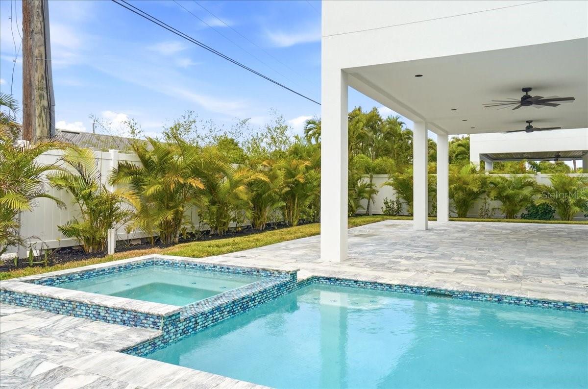 ENGLEWOOD SHORES - Residential