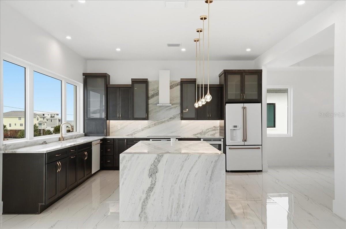 ENGLEWOOD SHORES - Residential