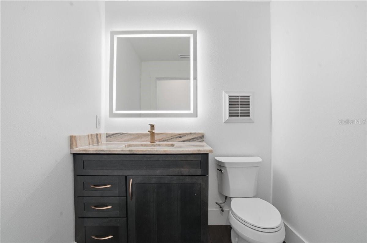 ENGLEWOOD SHORES - Residential