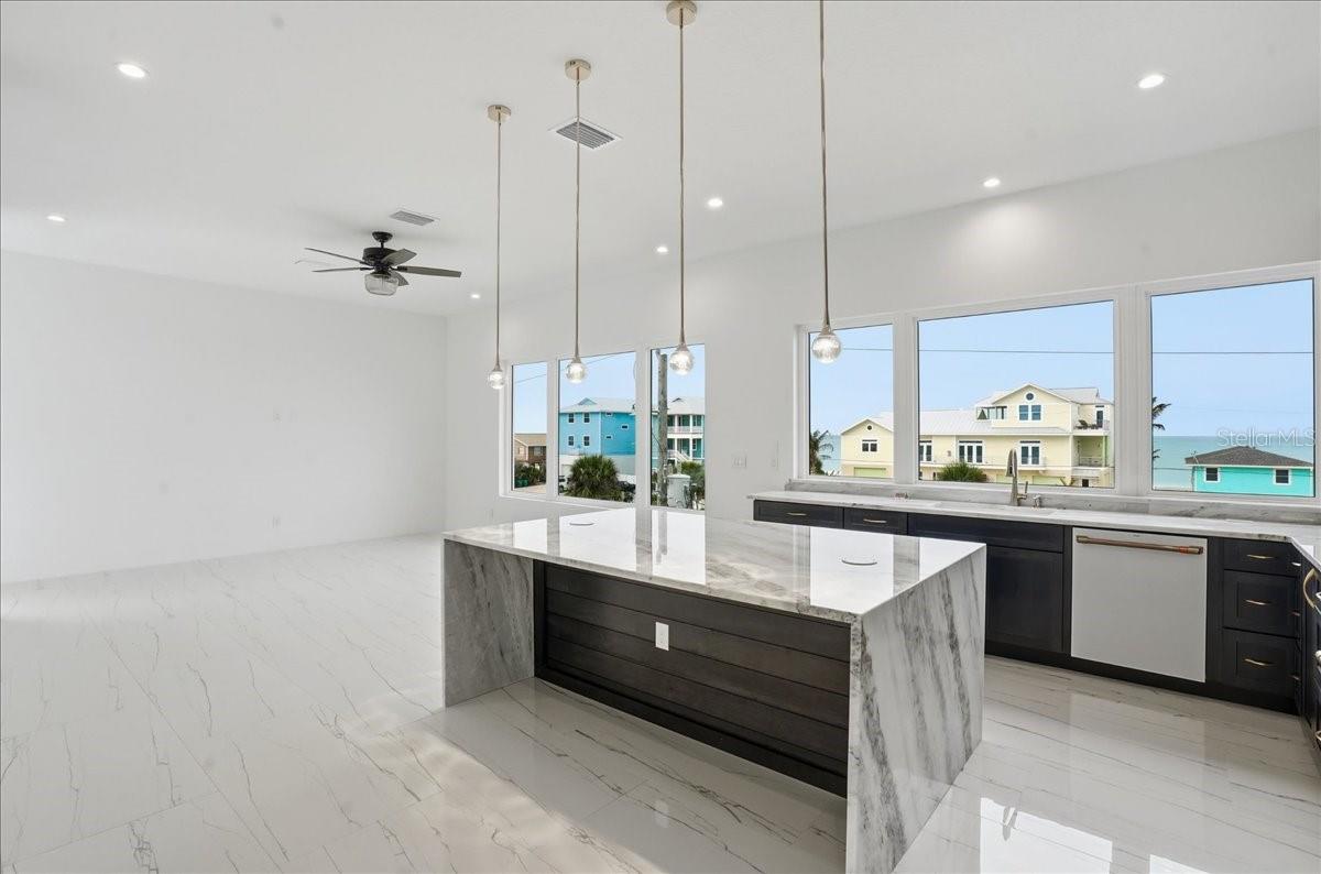 ENGLEWOOD SHORES - Residential