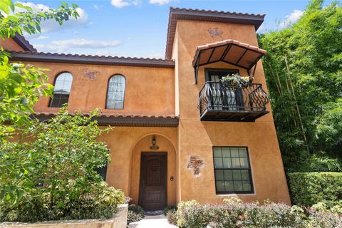 A home in LONGWOOD