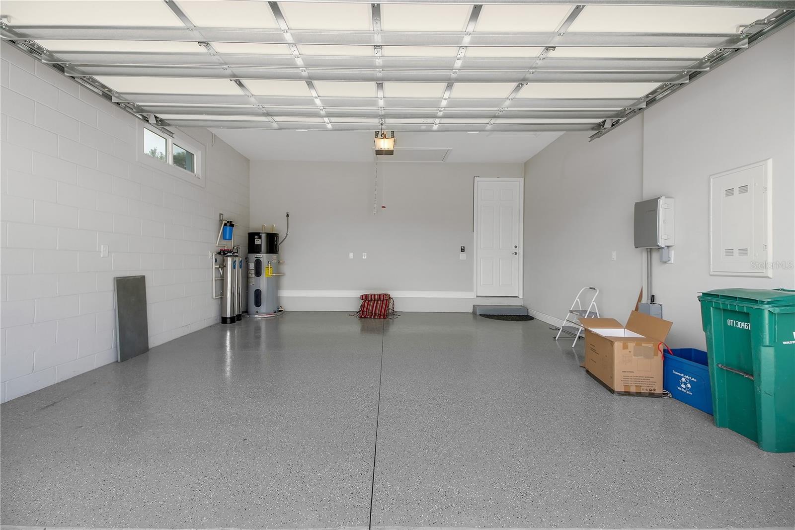 GREEN KEY VILLAGE PH 3 REP - Residential