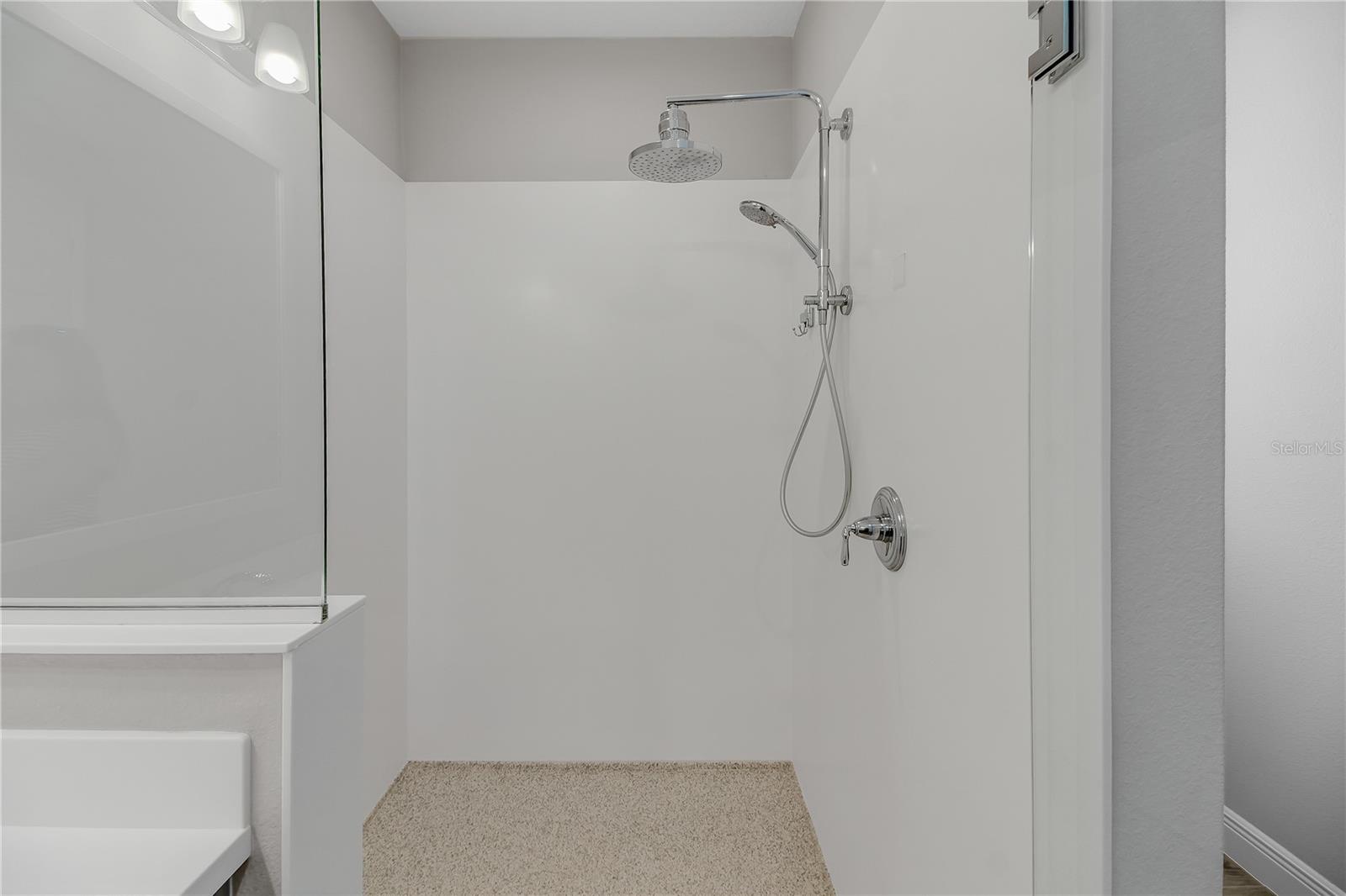 GREEN KEY VILLAGE PH 3 REP - Residential
