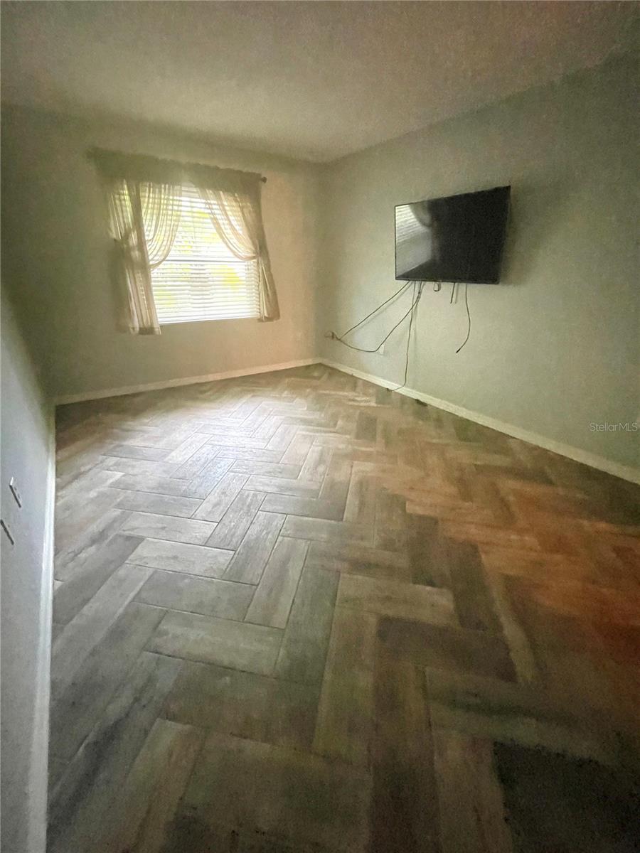 PARK VIEW CONDOMINIUMS - Residential