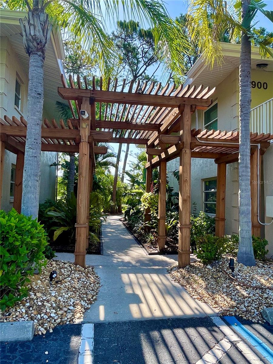 PARK VIEW CONDOMINIUMS - Residential