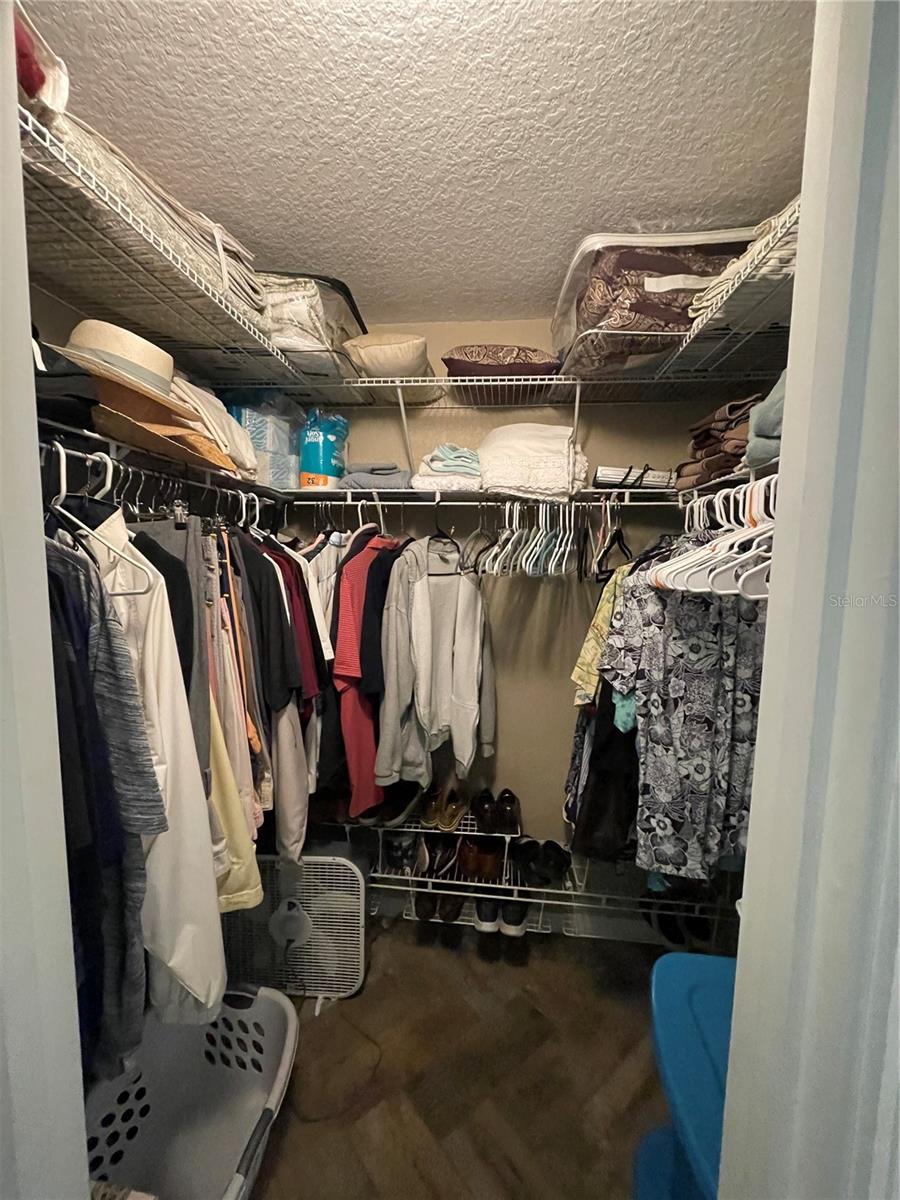 PARK VIEW CONDOMINIUMS - Residential