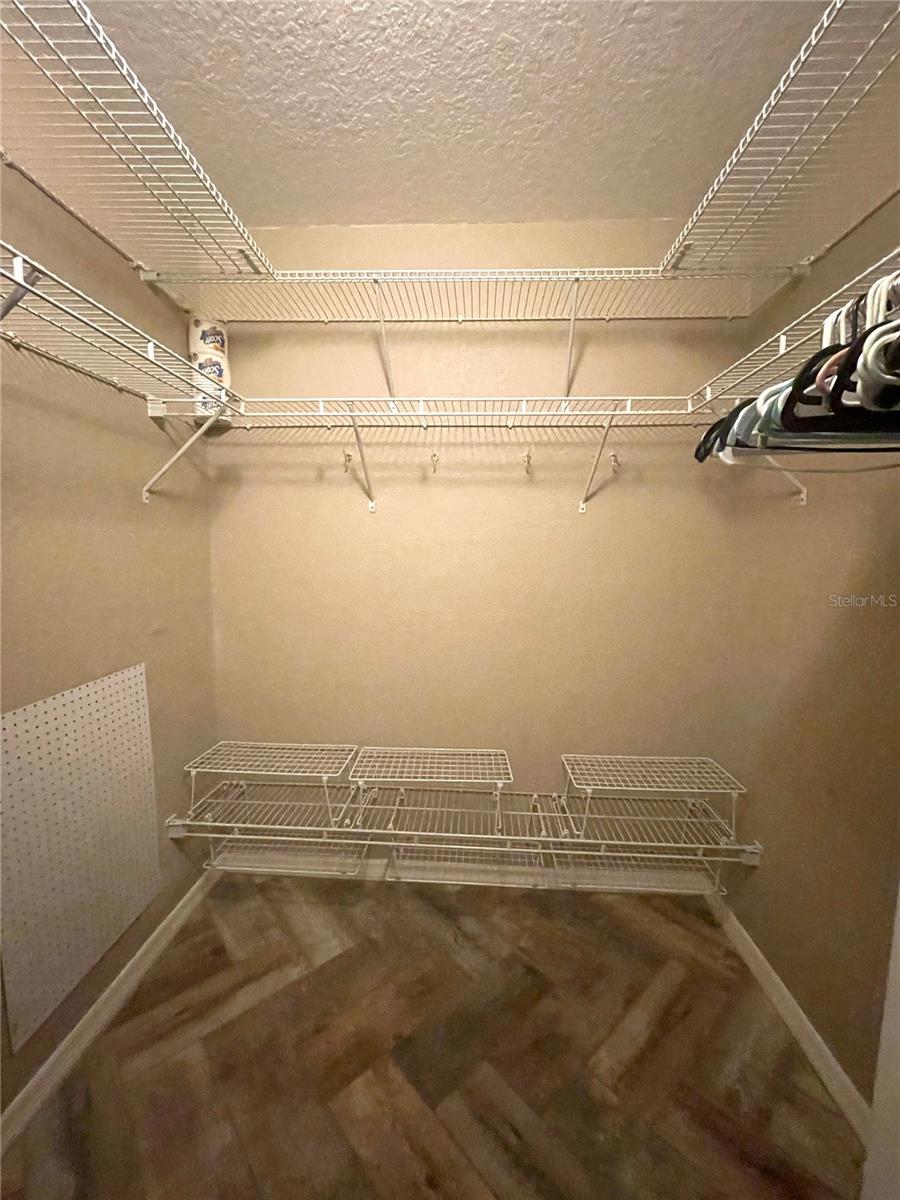 PARK VIEW CONDOMINIUMS - Residential