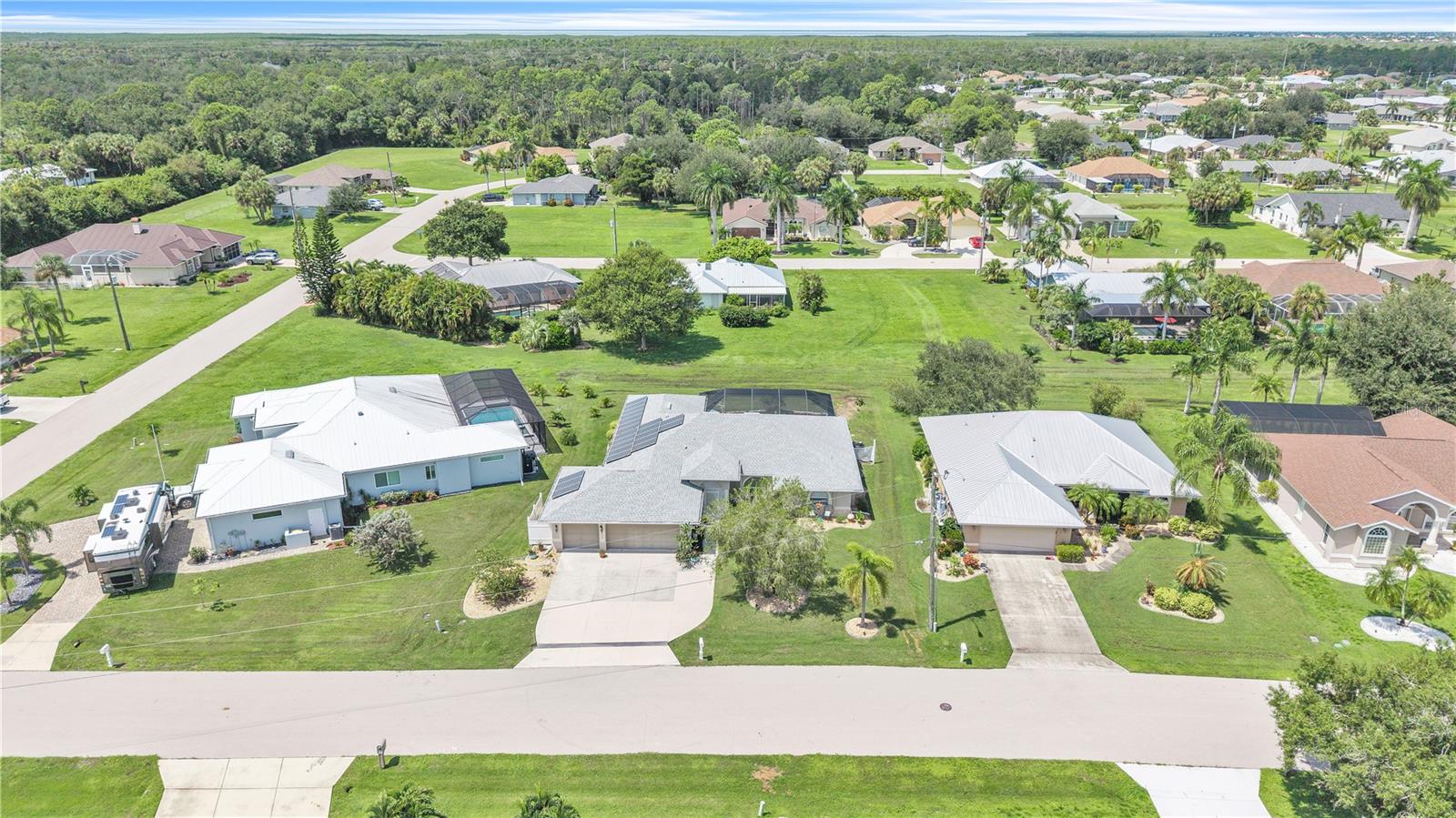 7547 COCO PLUM, PUNTA GORDA, FL, 33955 2 7547 COCO PLUM