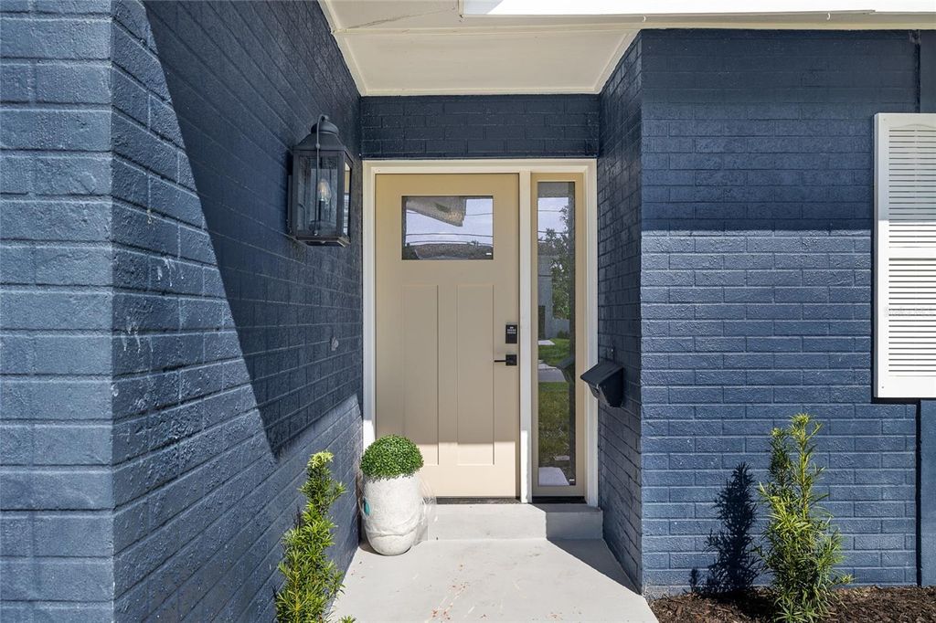 Photo of 5901 Denver Street NE, St Petersburg, FL 33703 (MLS # TB8426670)
