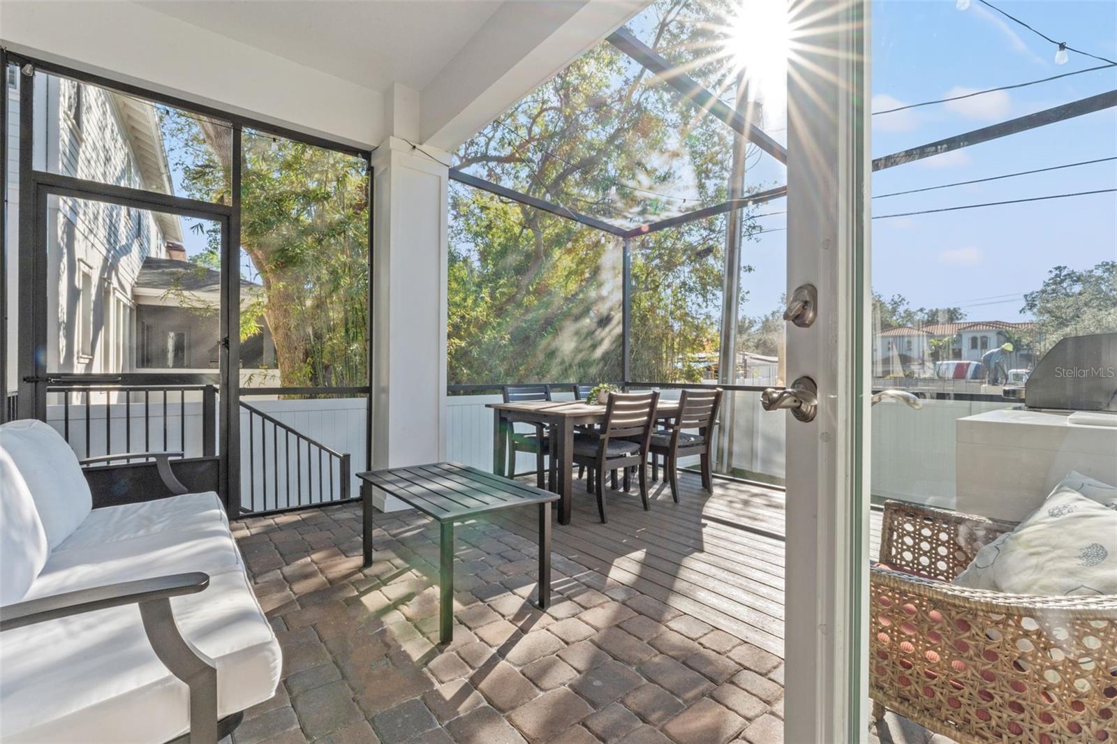 DAVIS ISLANDS PB10 PG52 TO 57 - Residential