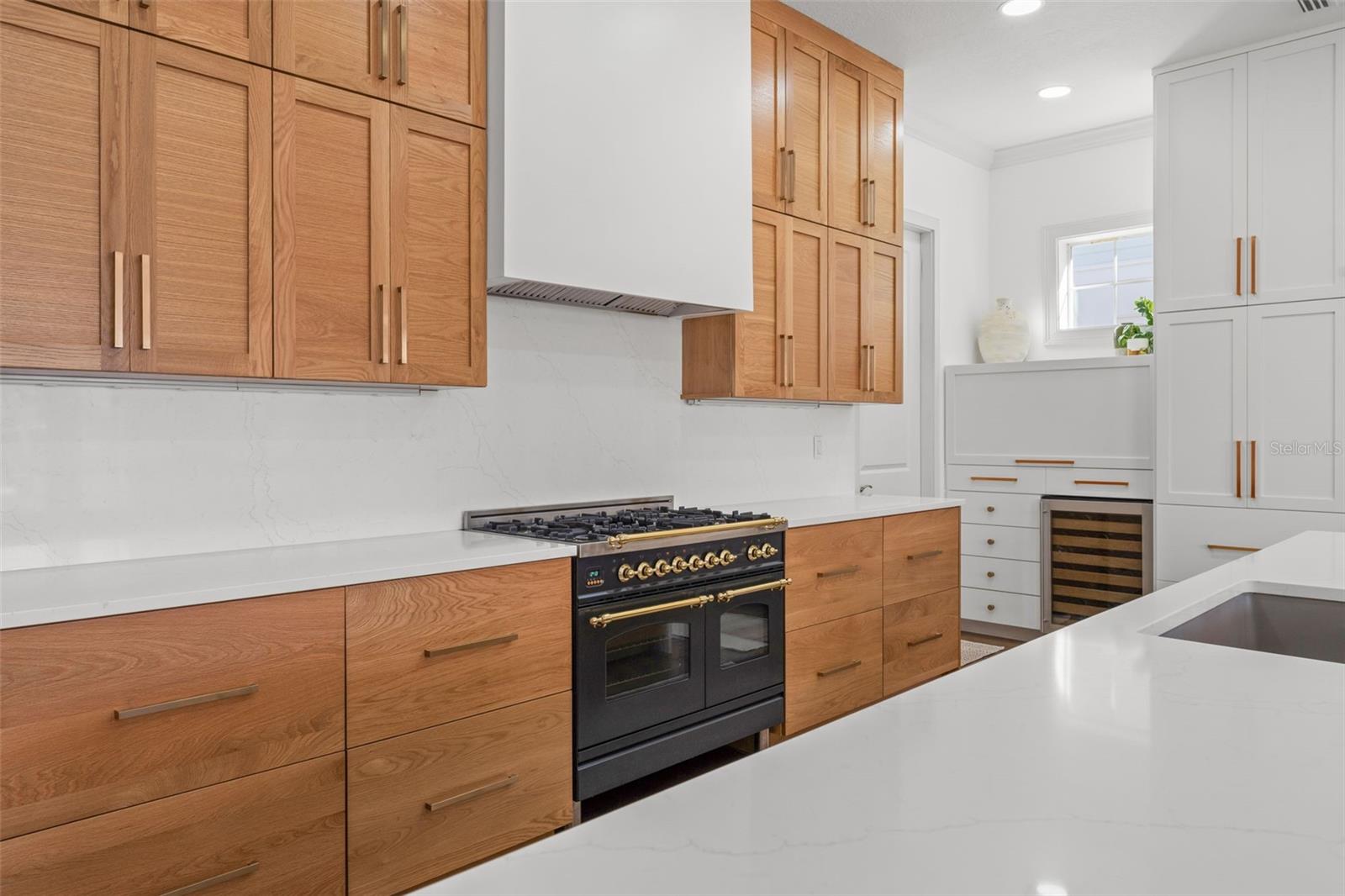 DAVIS ISLANDS PB10 PG52 TO 57 - Residential