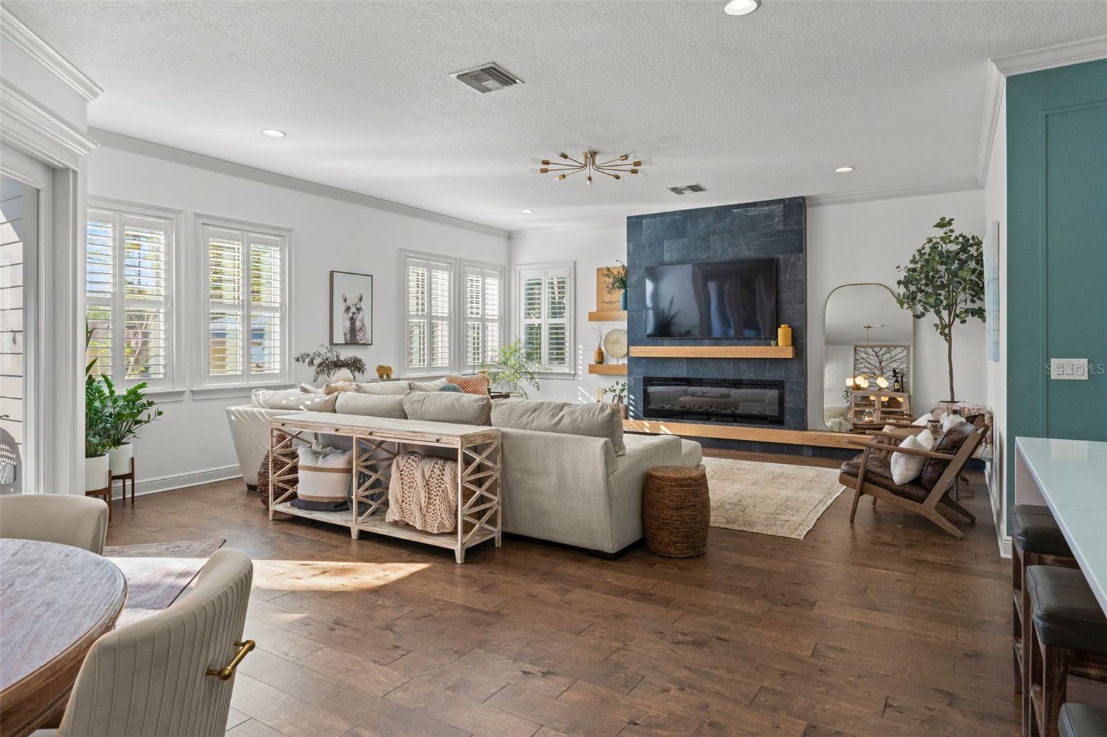 DAVIS ISLANDS PB10 PG52 TO 57 - Residential