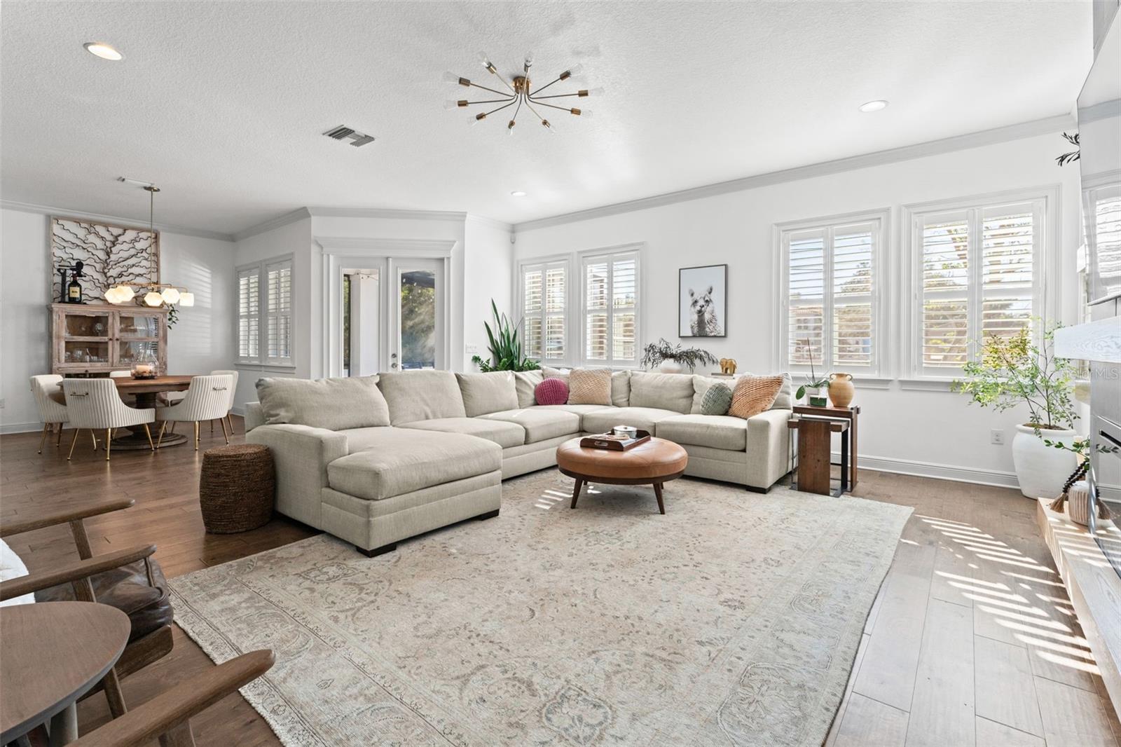 DAVIS ISLANDS PB10 PG52 TO 57 - Residential