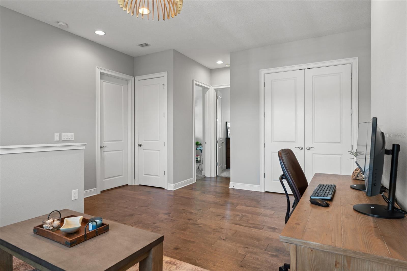 DAVIS ISLANDS PB10 PG52 TO 57 - Residential