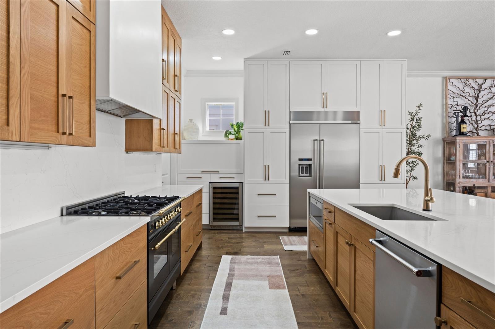 DAVIS ISLANDS PB10 PG52 TO 57 - Residential