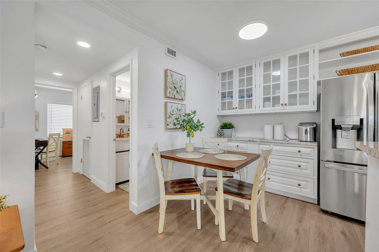 LAKE MAITLAND TERRACE APTS - Residential