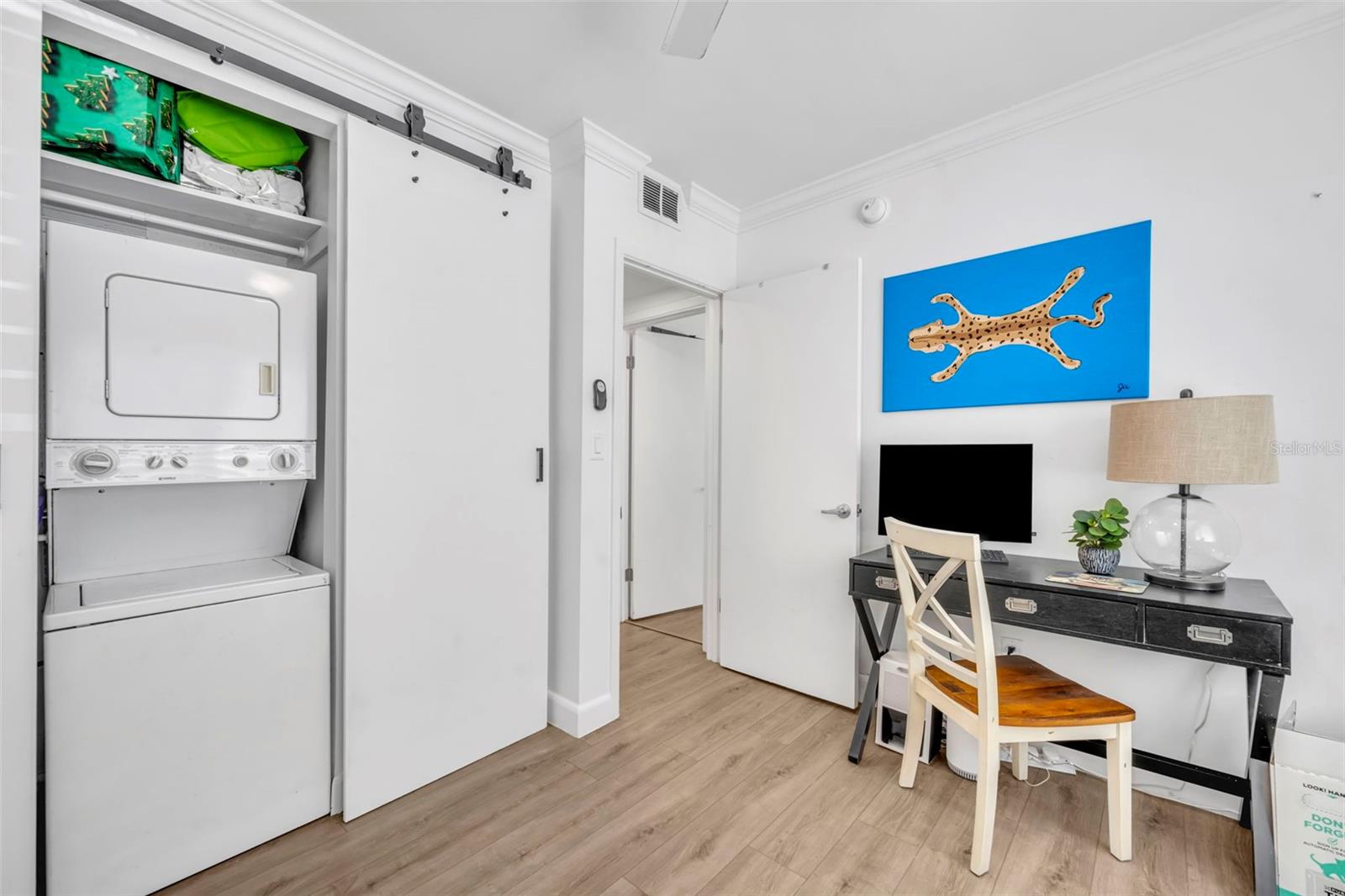 LAKE MAITLAND TERRACE APTS - Residential