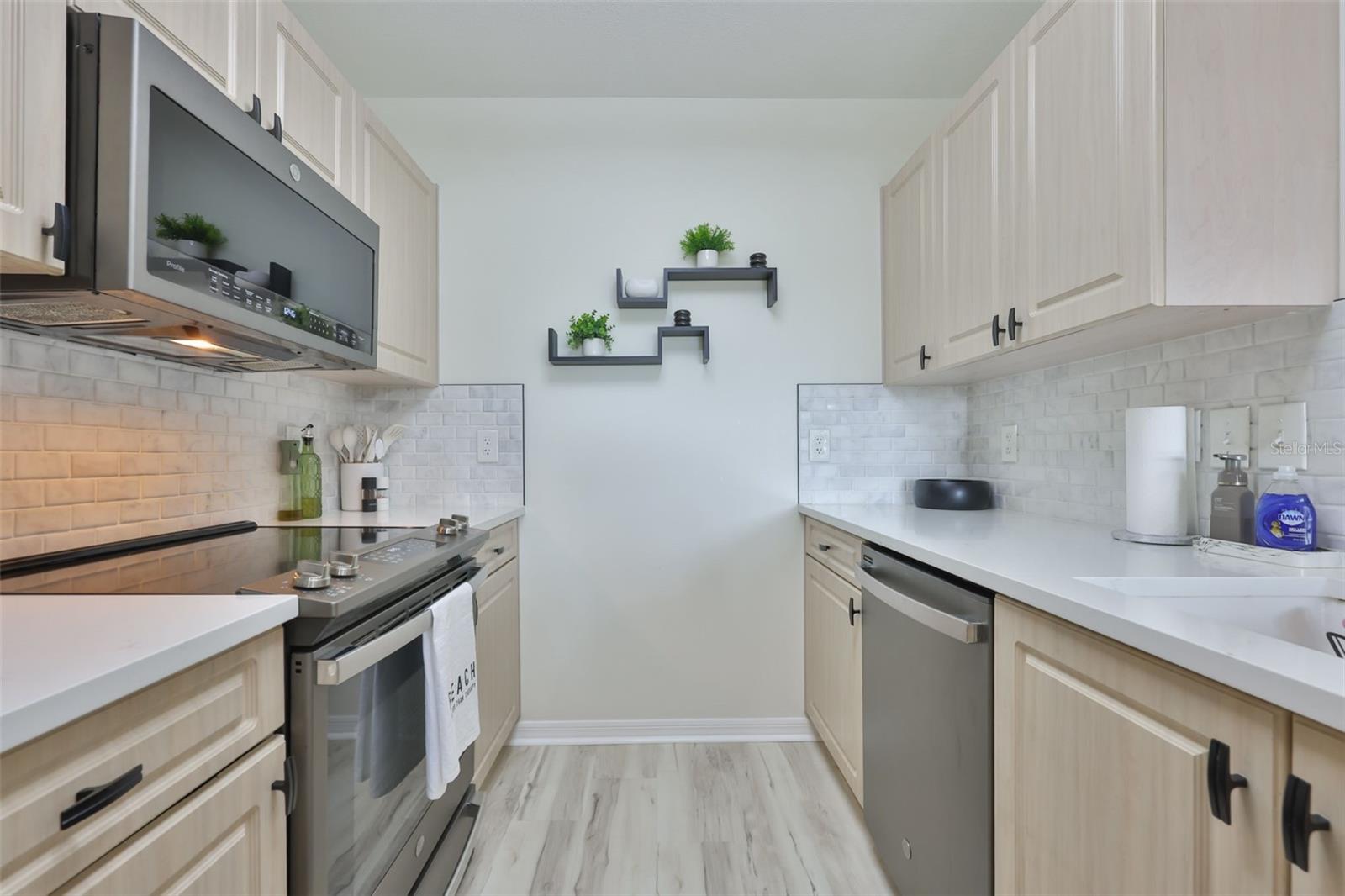GLOUCESTER L CONDO - Residential