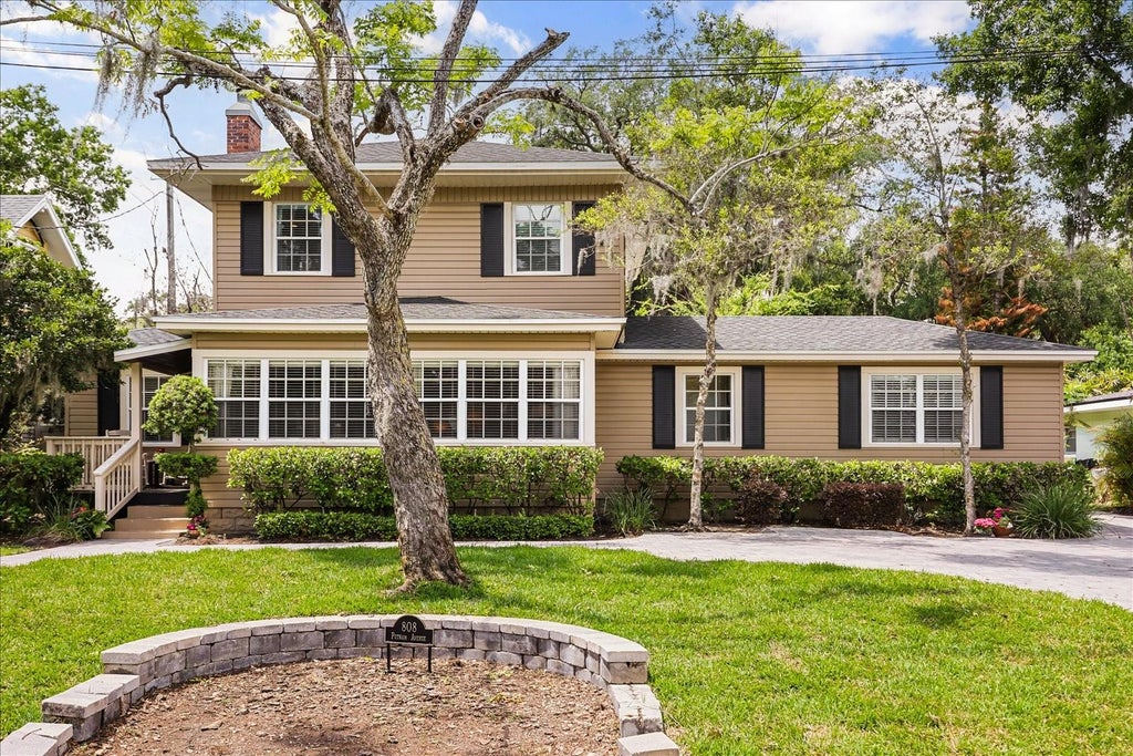 Photo of 808 Putnam Avenue, Orlando, FL 32804 (MLS # O6427148)